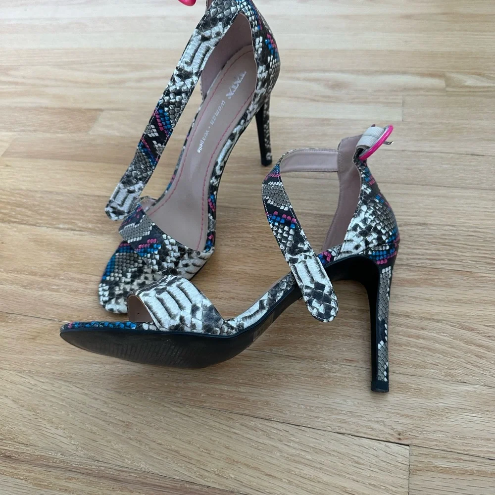 Tata Italia Snakeskin Heels with Pink and Blue Accents - Picture 5 of 8